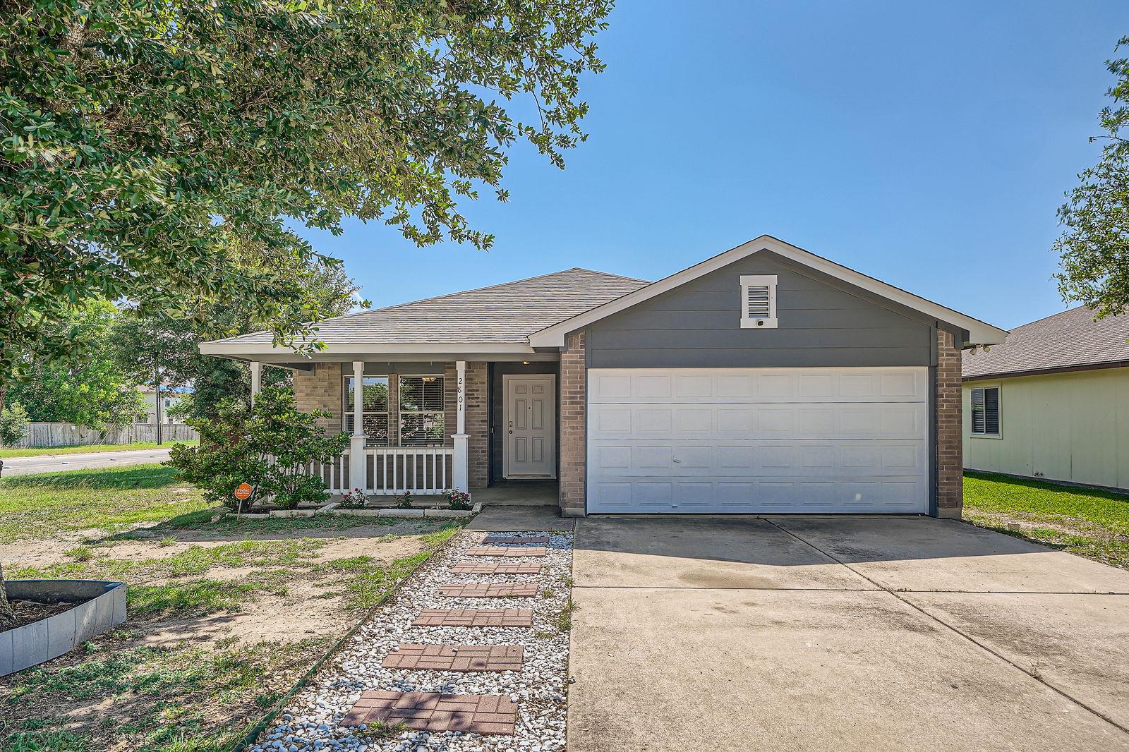 2801 Tyler LN