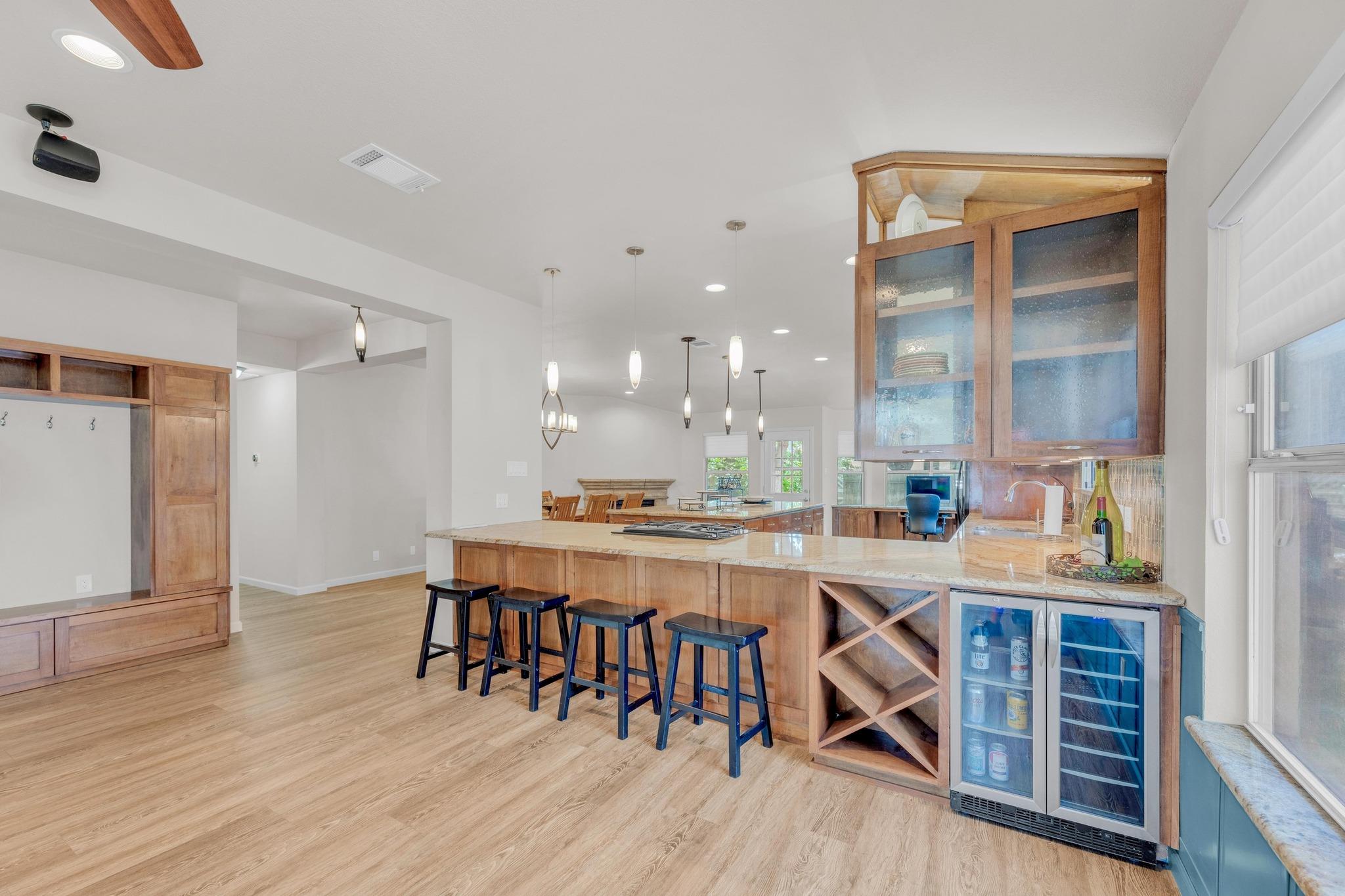 815 Clarence Bohls LN