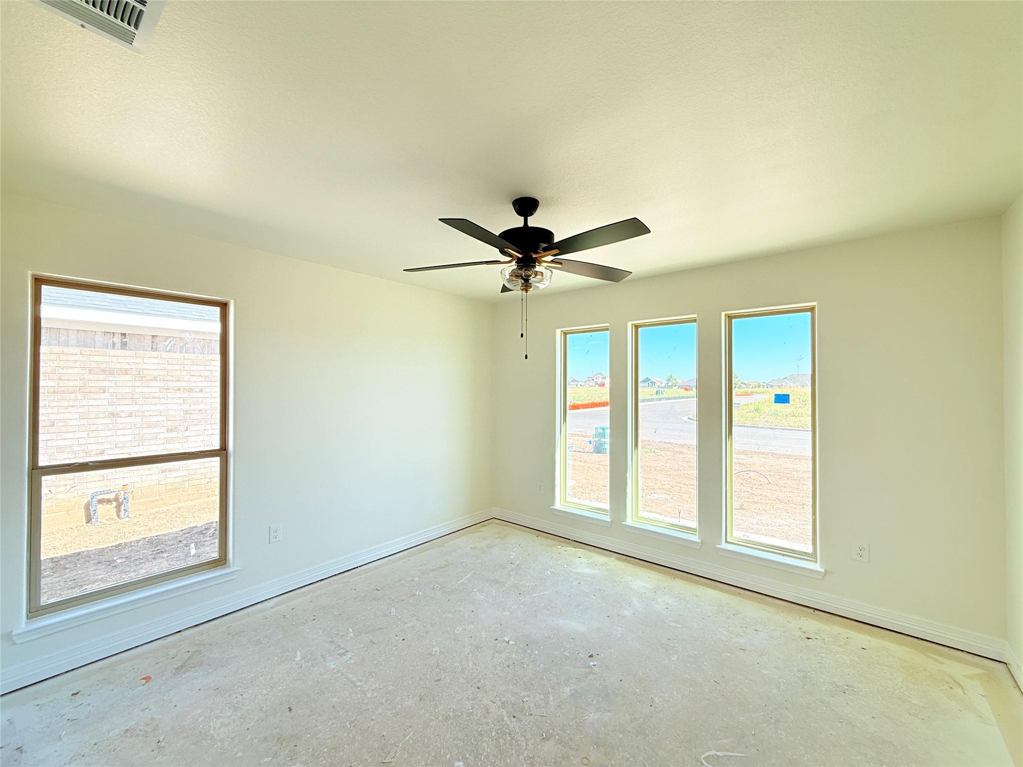 5306 Lassen LN