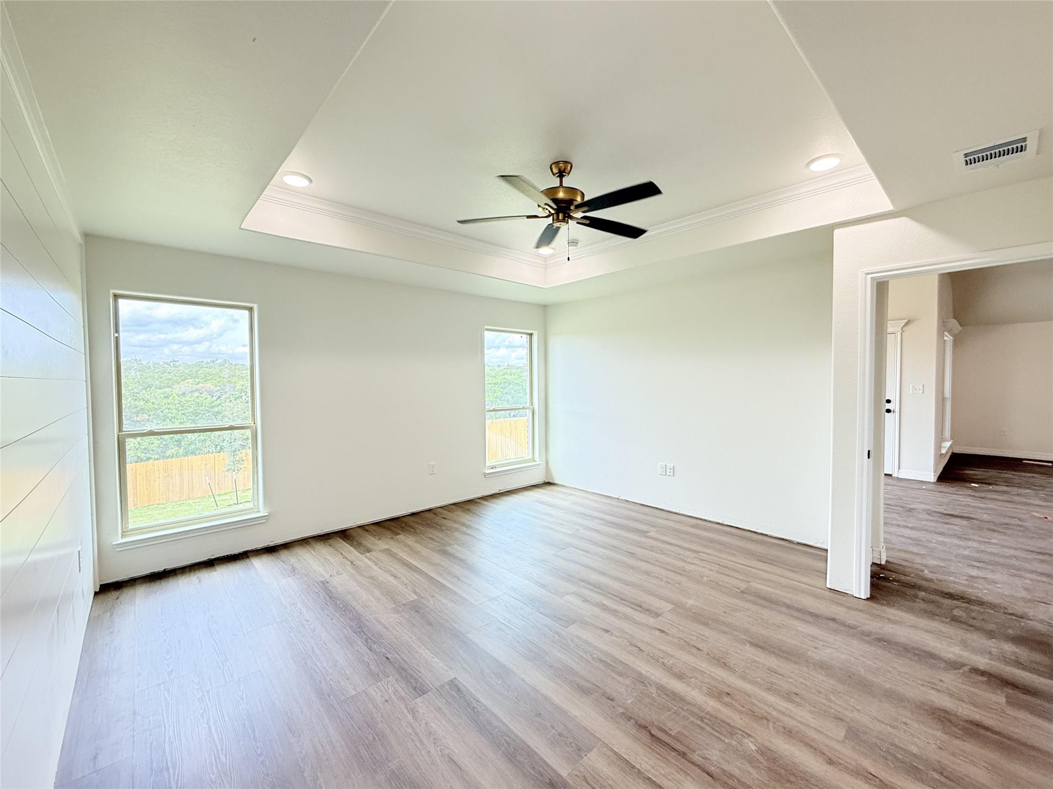 5306 Lassen LN