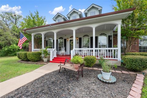 391 Liberty DR Liberty Hill TX 78642