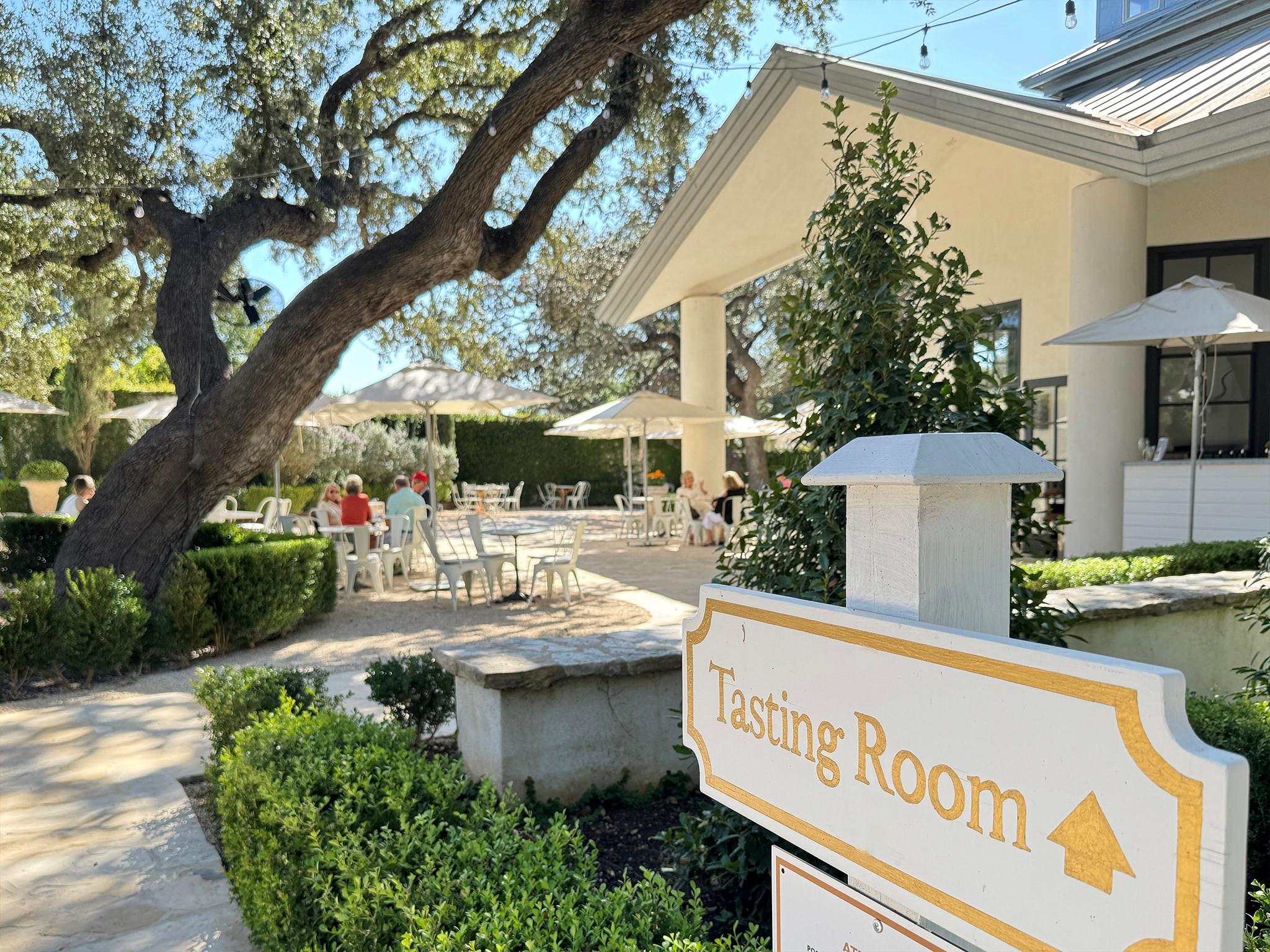 9361 W Us Highway 290 5