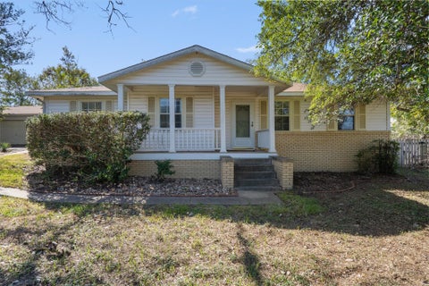 Photo of 602 E 2nd ST, Georgetown, TX 78626 (MLS # 1135844)
