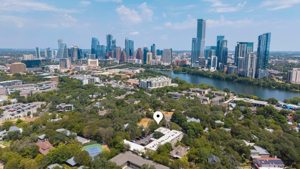 1202 NEWNING AVE APT 208, AUSTIN, TX 78704 - Image bd512d465efe84c4c8ad3dd4bacf384f/717391028