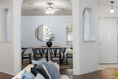 Tiny photo for 4416 E Hove LOOP, Austin, TX 78749 (MLS # 3418741)