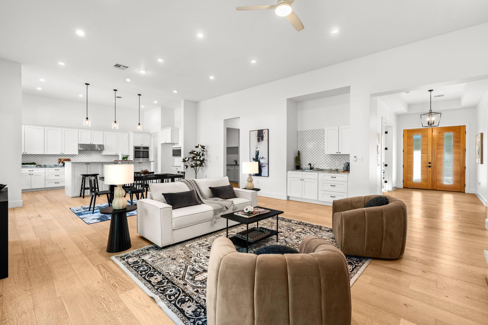 101 Gabriel Woods DR
