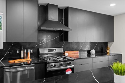 Tiny photo for 6303 Bexton CIR, Austin, TX 78745 (MLS # 6262802)