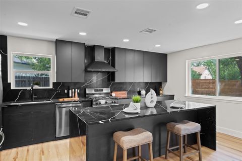 Tiny photo for 6303 Bexton CIR, Austin, TX 78745 (MLS # 6262802)