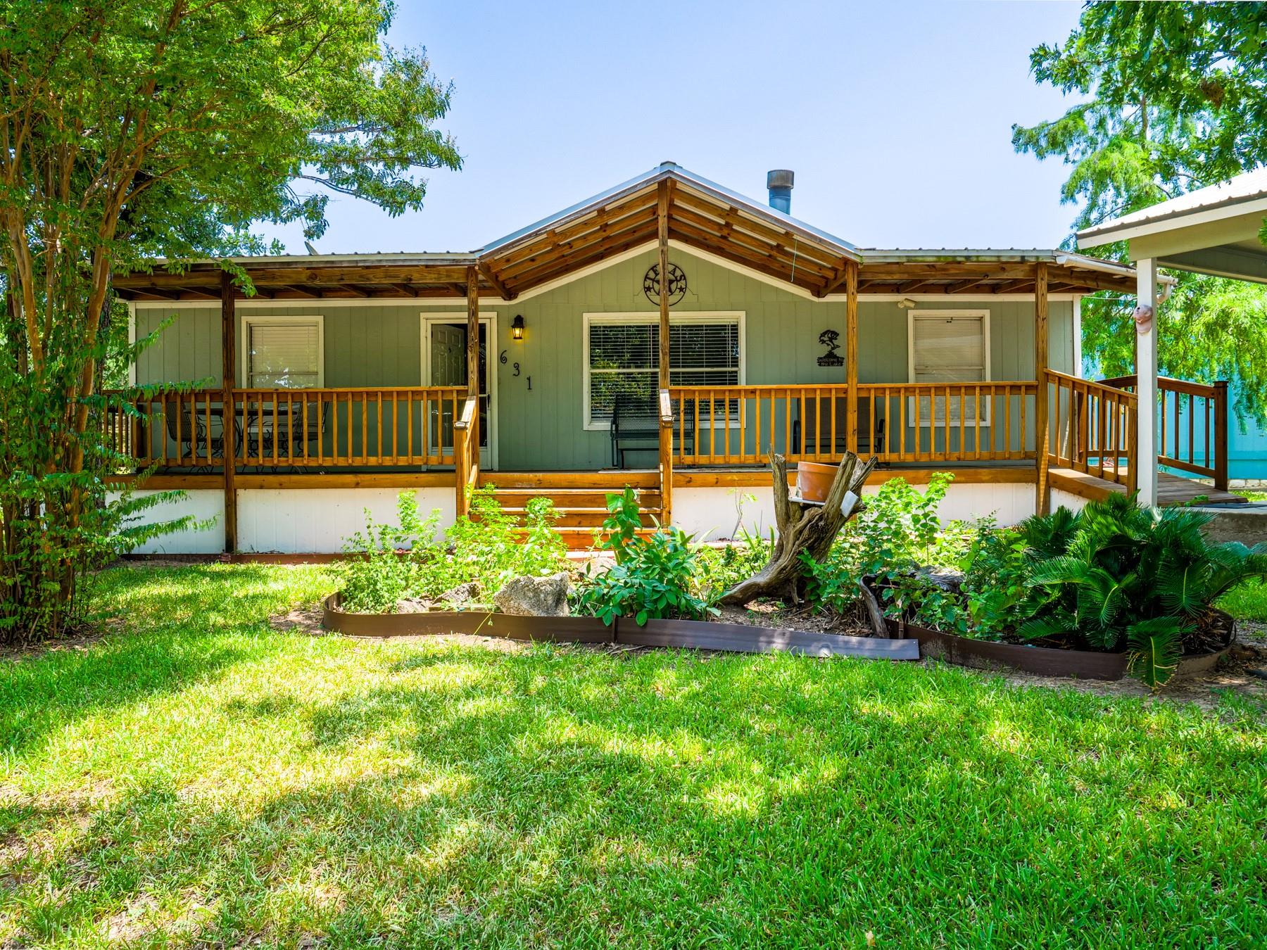 View Kingsland, TX 78639 mobile home