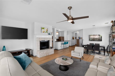 Tiny photo for 2713 Kinney Oaks CT, Austin, TX 78704 (MLS # 8855695)
