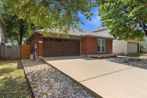 Photo of 4501 Destinys Gate DR, Austin, TX 78727 (MLS # 8101418)