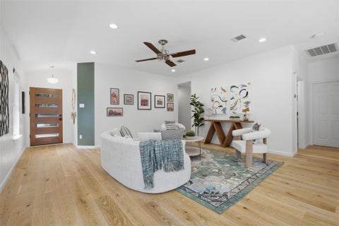 Tiny photo for 4501 Destinys Gate DR, Austin, TX 78727 (MLS # 8101418)