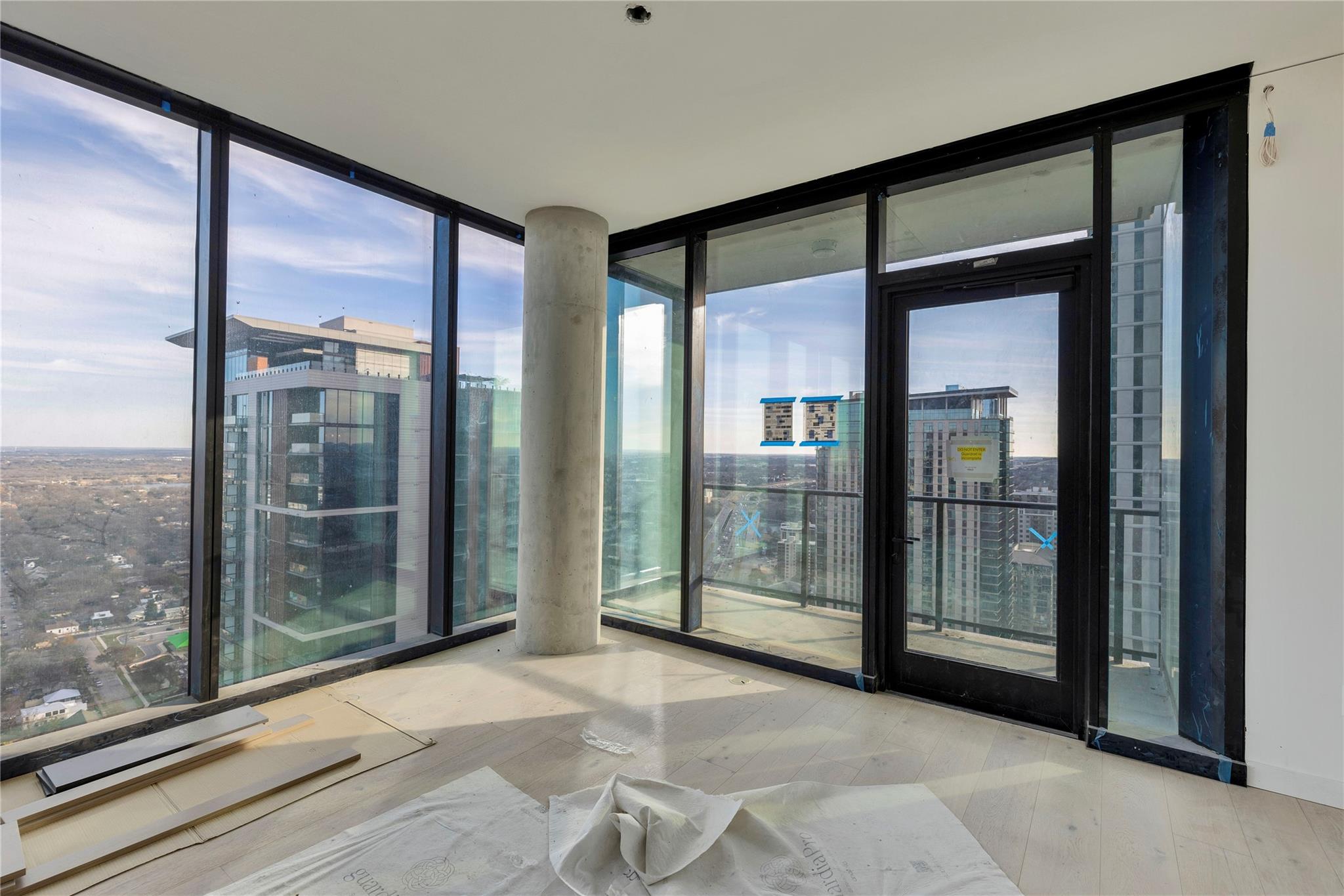 610 Davis ST 3701