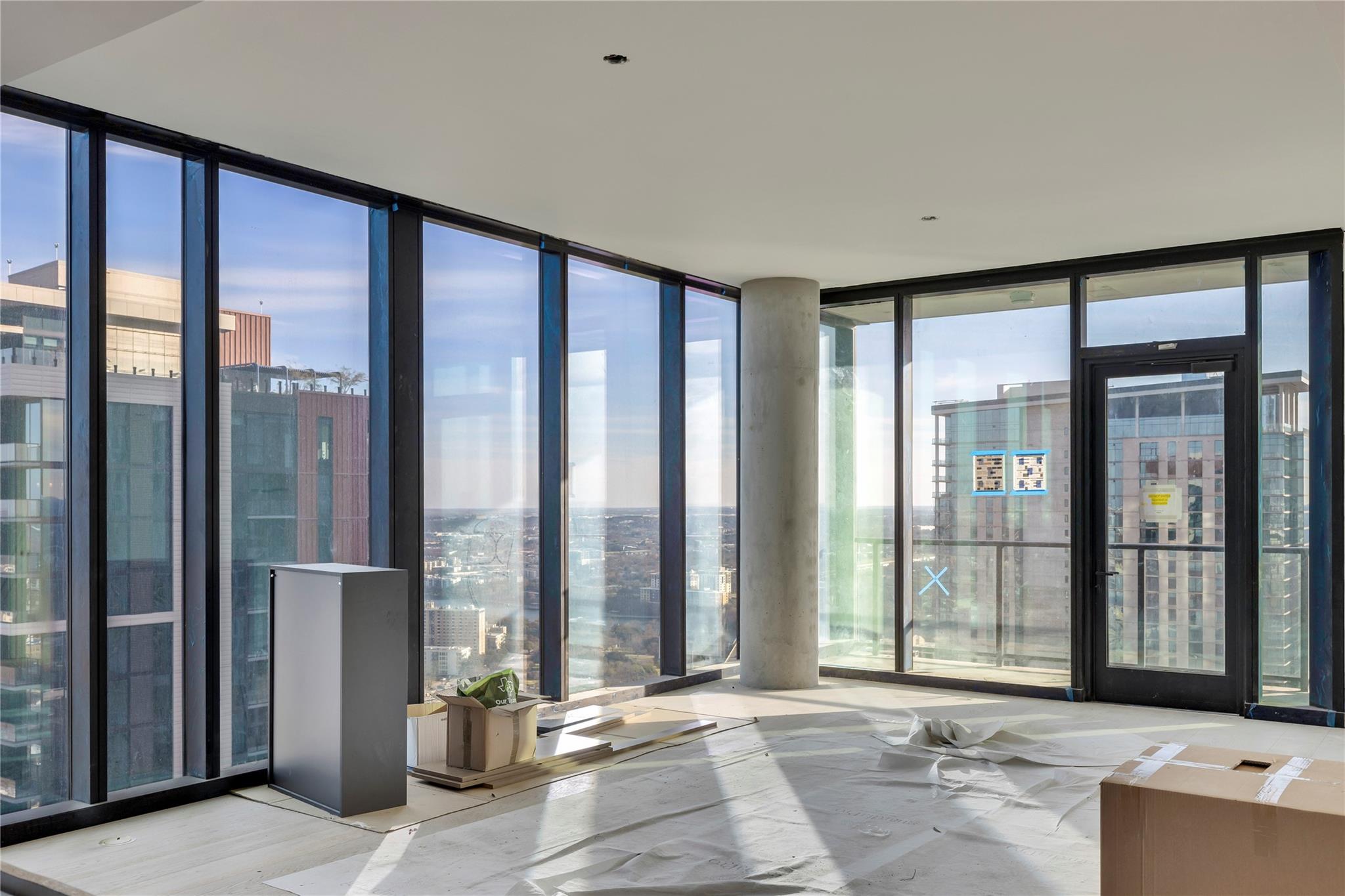 610 Davis ST 3701