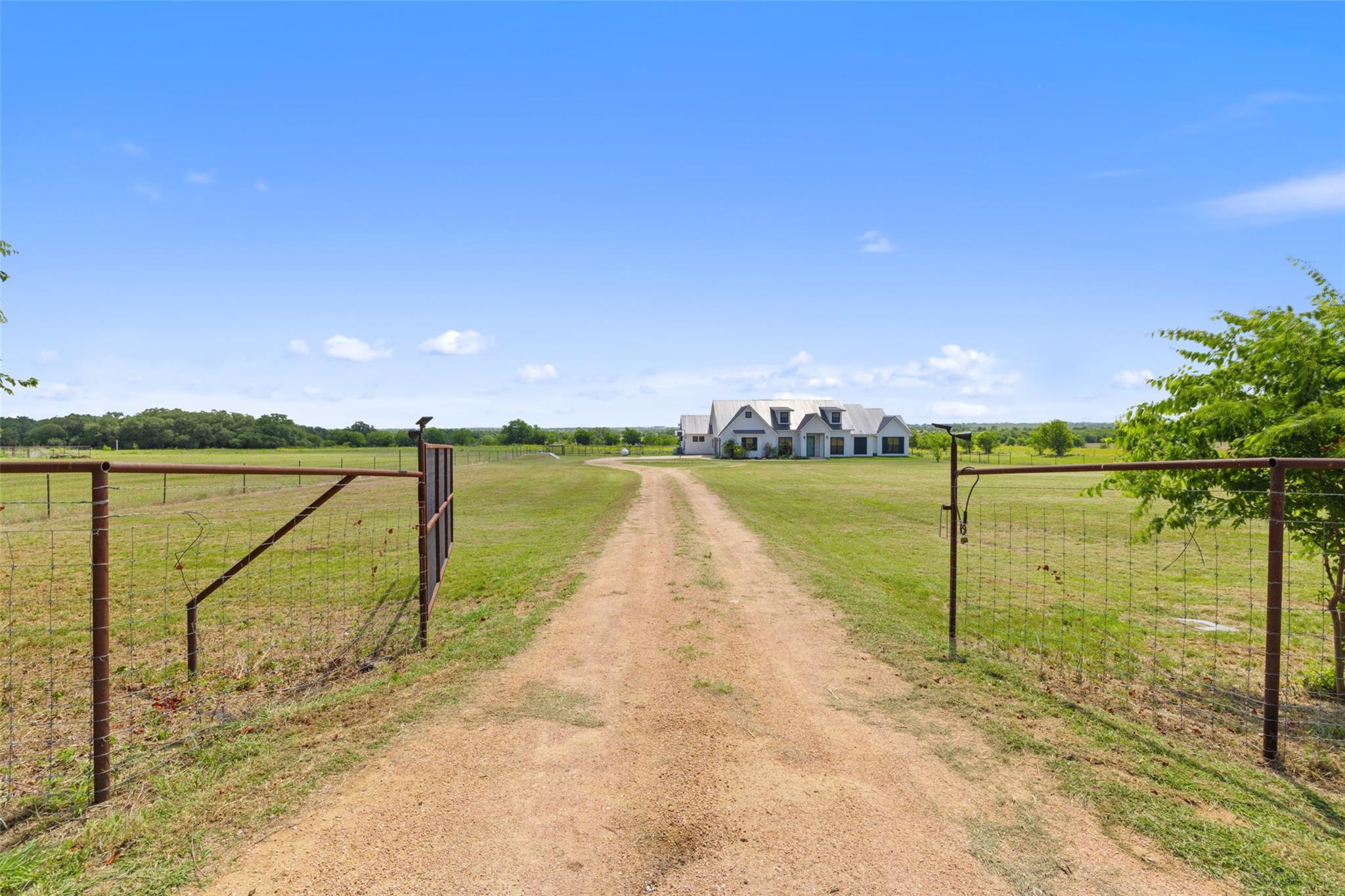 1652 County Road 307