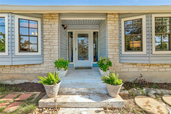 8310 RED WILLOW DR, AUSTIN, TX 78736 - Image bd9fcad0b302e4c5fd2fcae5bde4856c/3178284138