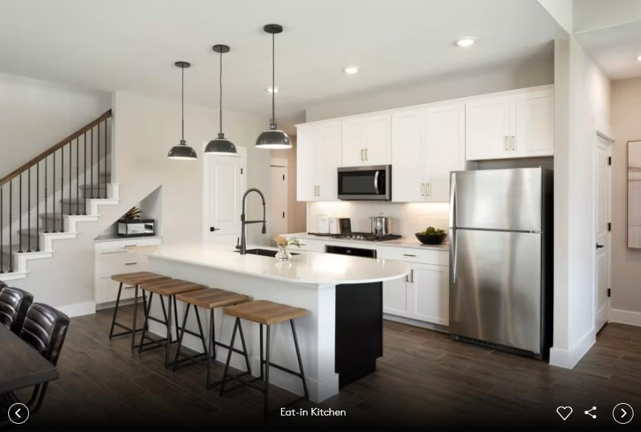 1828 Spring Mountain CV