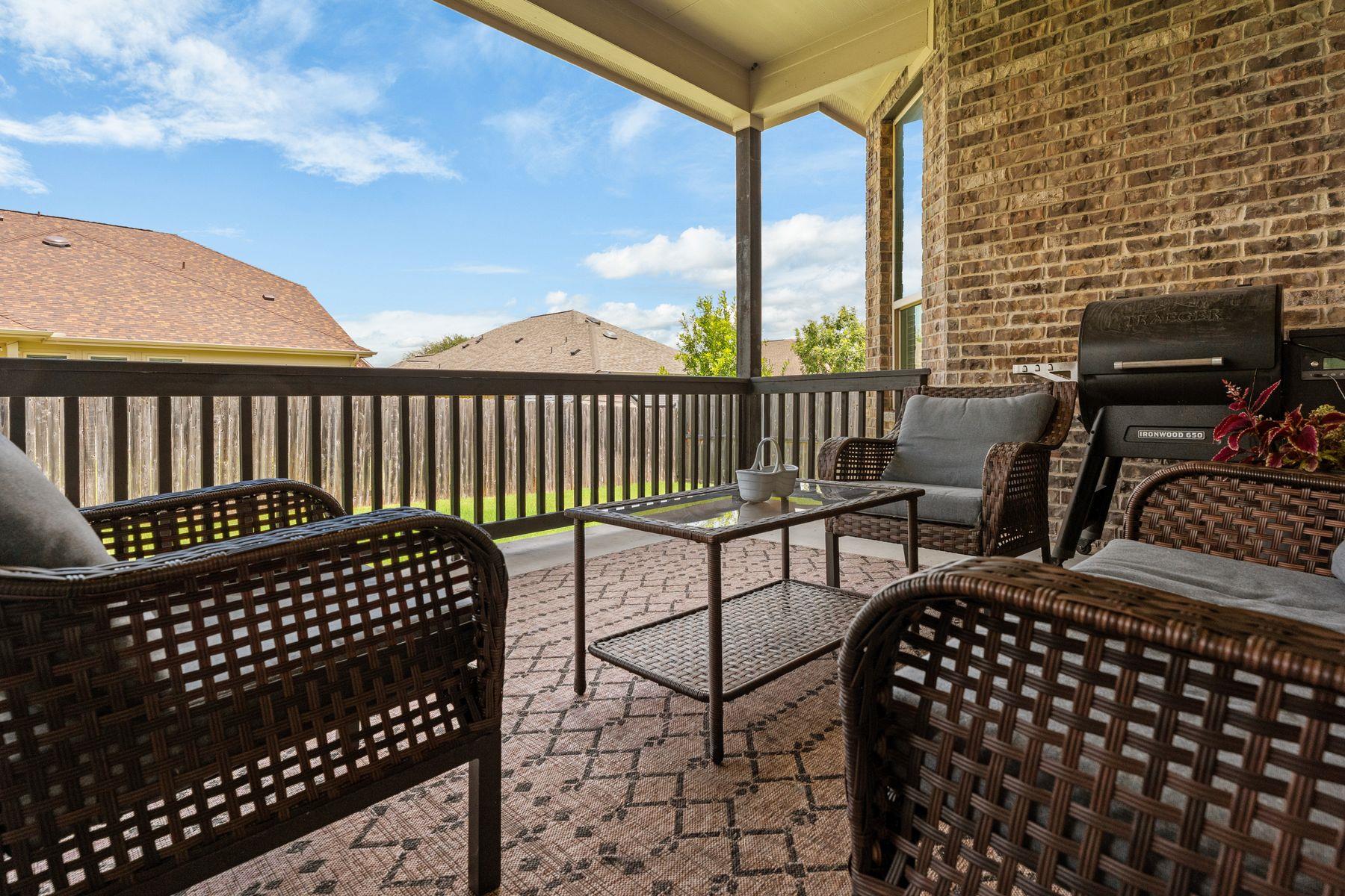 1113 Hartman DR