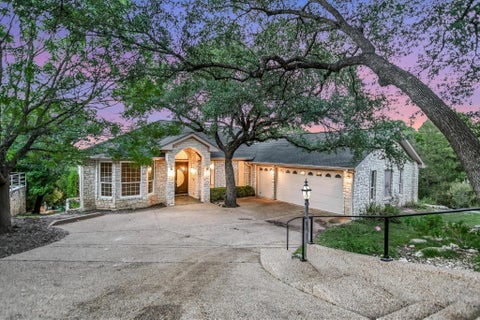 Photo of 103 Highlander ST, Lakeway, TX 78734 (MLS # 9600378)