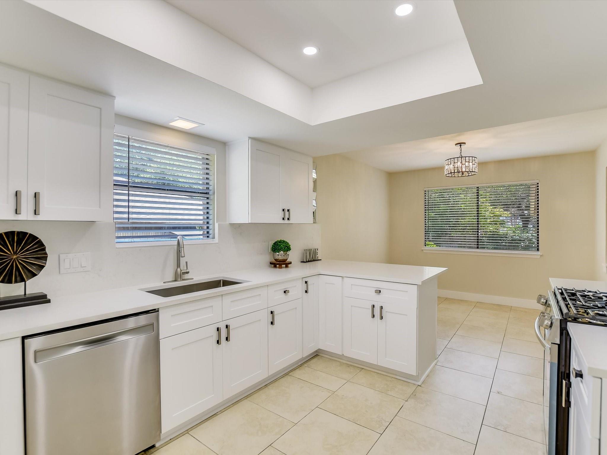 11303 Toledo DR