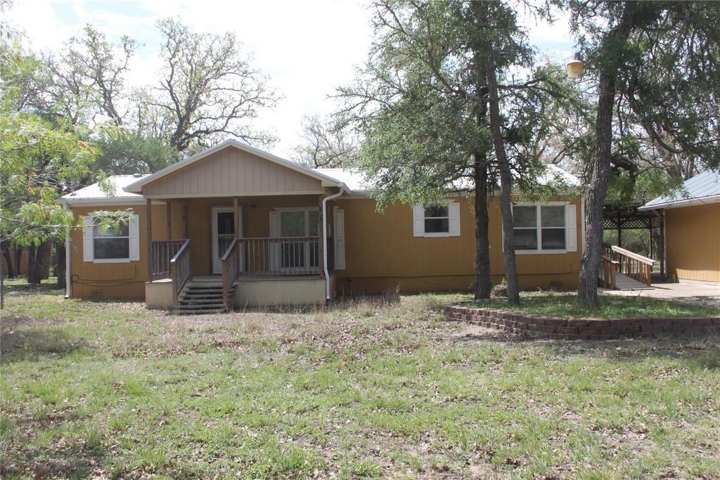 Photo of 936 Fm 1185, Lockhart, TX 78644 (MLS # 6886260)