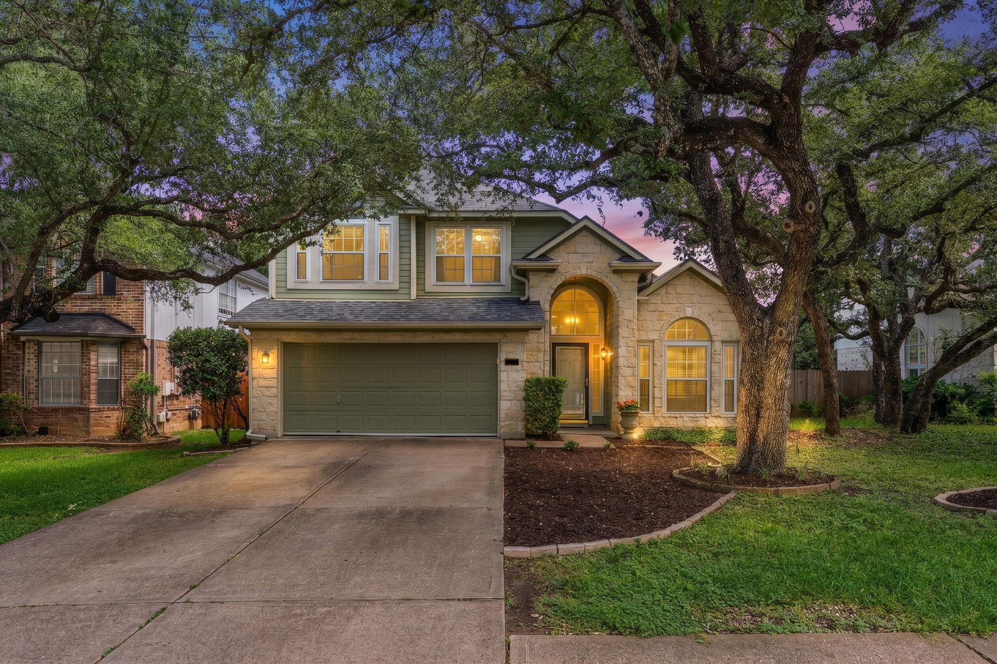 2104 Lobelia DR