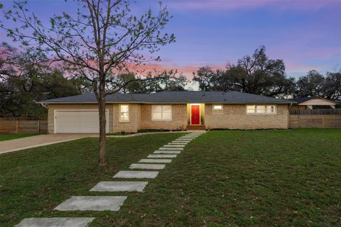Photo of 11503 Hunters LN, Austin, TX 78753 (MLS # 7798478)