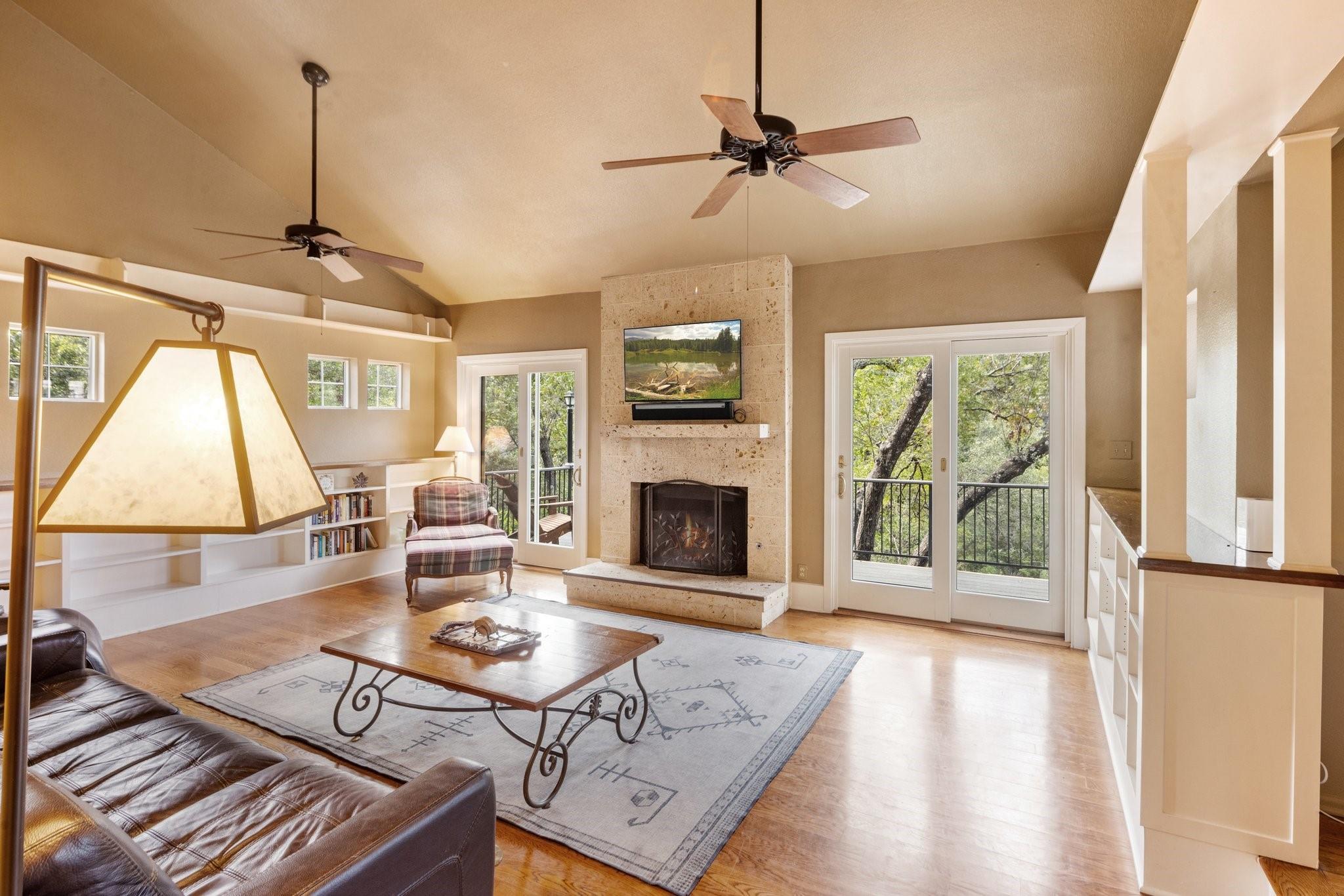 2300 Toro Canyon RD