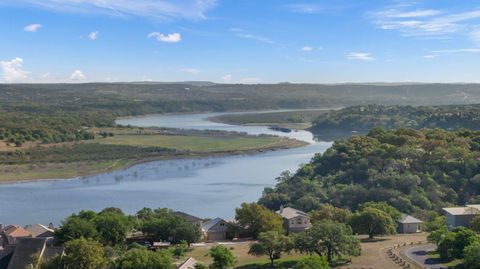 329 Kendall DR Spicewood TX 78669