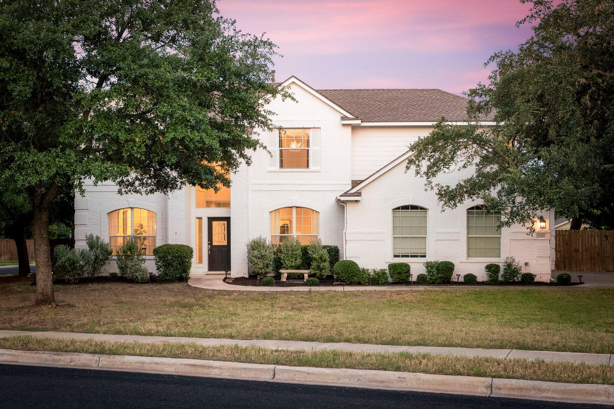 12101 Cascade Caverns TRL