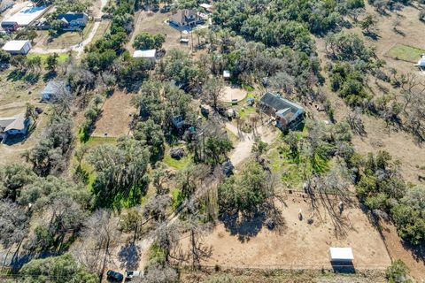 321 Navajo TRL Georgetown TX 78633