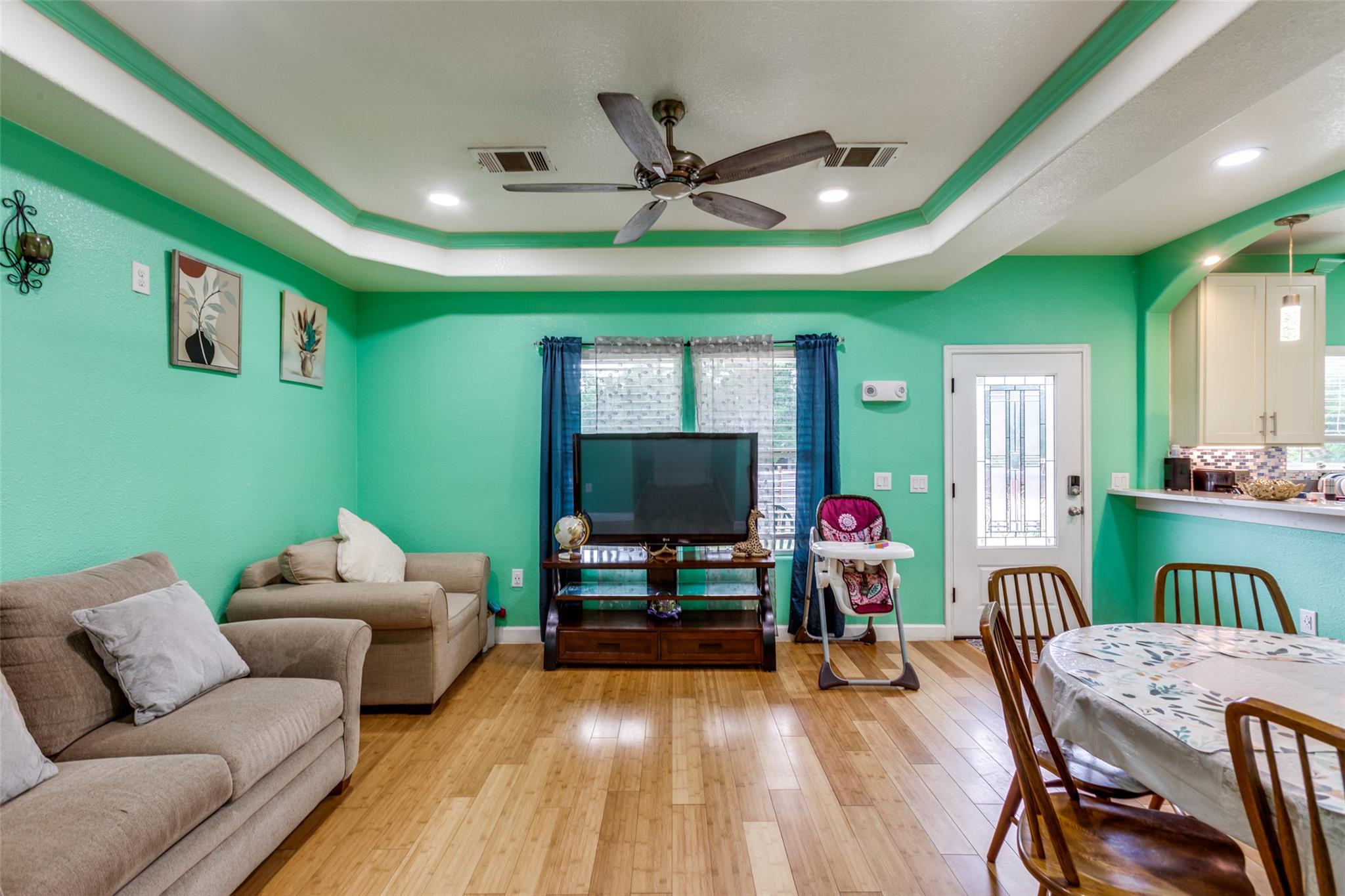 130 Los Arcos RD