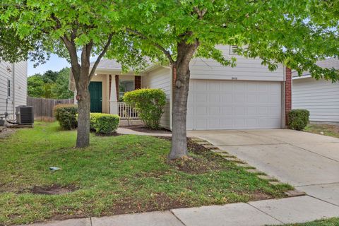 8416 Chick Pea LN Austin TX 78748