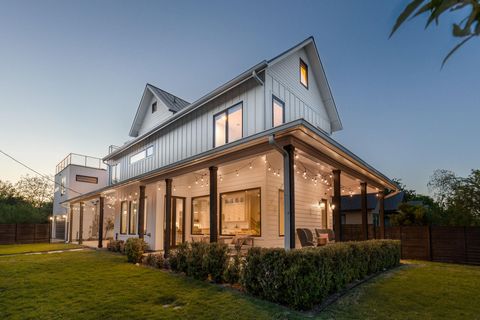 Photo of 2100 Chicon ST, Austin, TX 78722 (MLS # 8624683)
