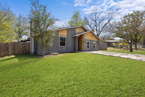 Tiny photo for 6809 Lunar DR, Austin, TX 78745 (MLS # 4763944)
