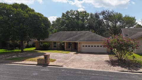 Photo of 10403 Pinehurst DR, Austin, TX 78747 (MLS # 1807453)