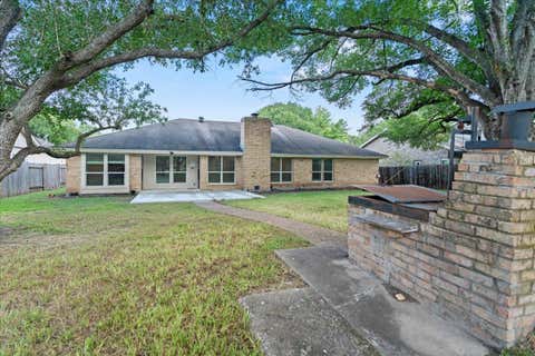 Tiny photo for 10403 Pinehurst DR, Austin, TX 78747 (MLS # 1807453)