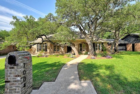 7004 Bent Oak CIR Austin TX 78749