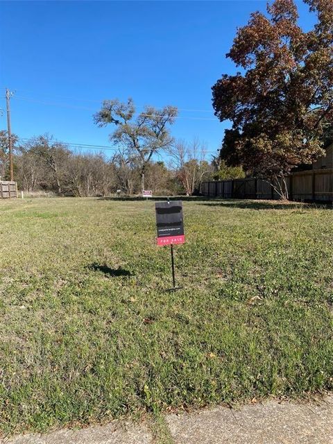 5104 Summerset TRL Austin TX 78749