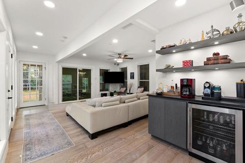 Tiny photo for 1703 Meadowbrook DR, Austin, TX 78703 (MLS # 6105977)