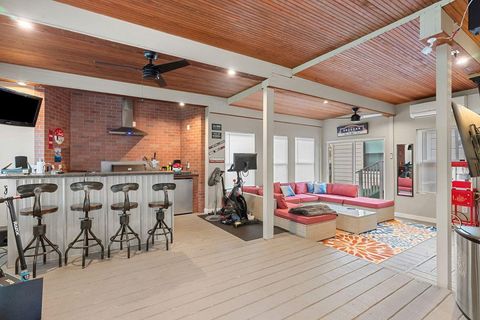 Tiny photo for 1703 Meadowbrook DR, Austin, TX 78703 (MLS # 6105977)