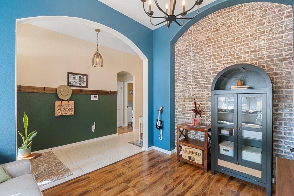 2305 Candle Ridge TRL