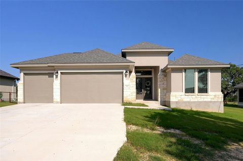 A home in Blanco