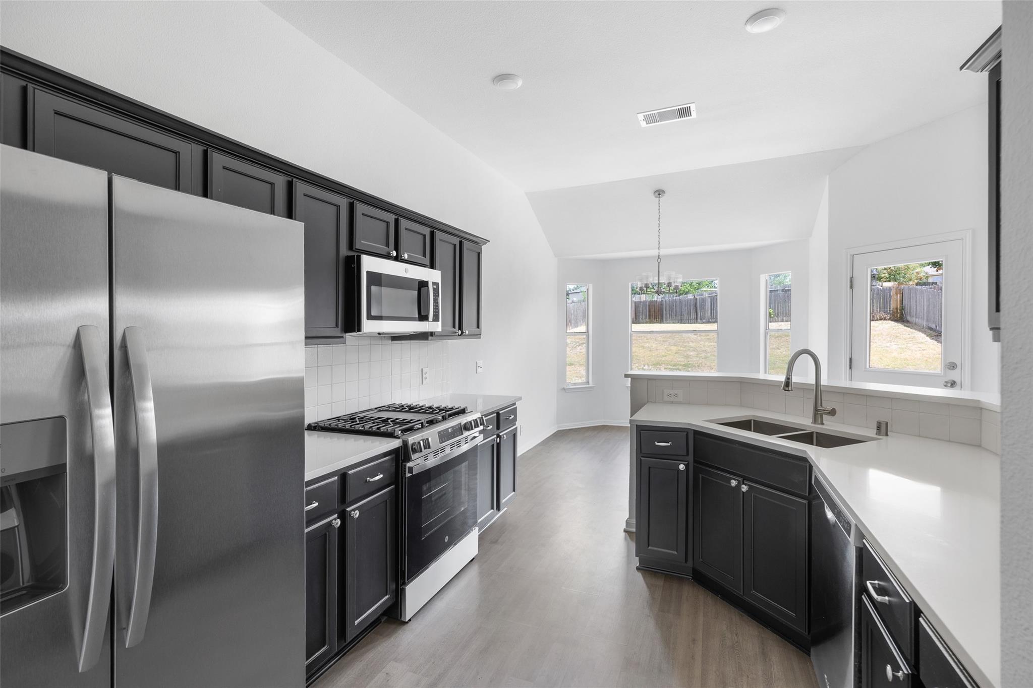 214 Lakemont DR