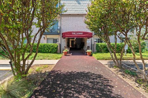 Tiny photo for 2425 Ashdale DR #51, Austin, TX 78757 (MLS # 4302714)