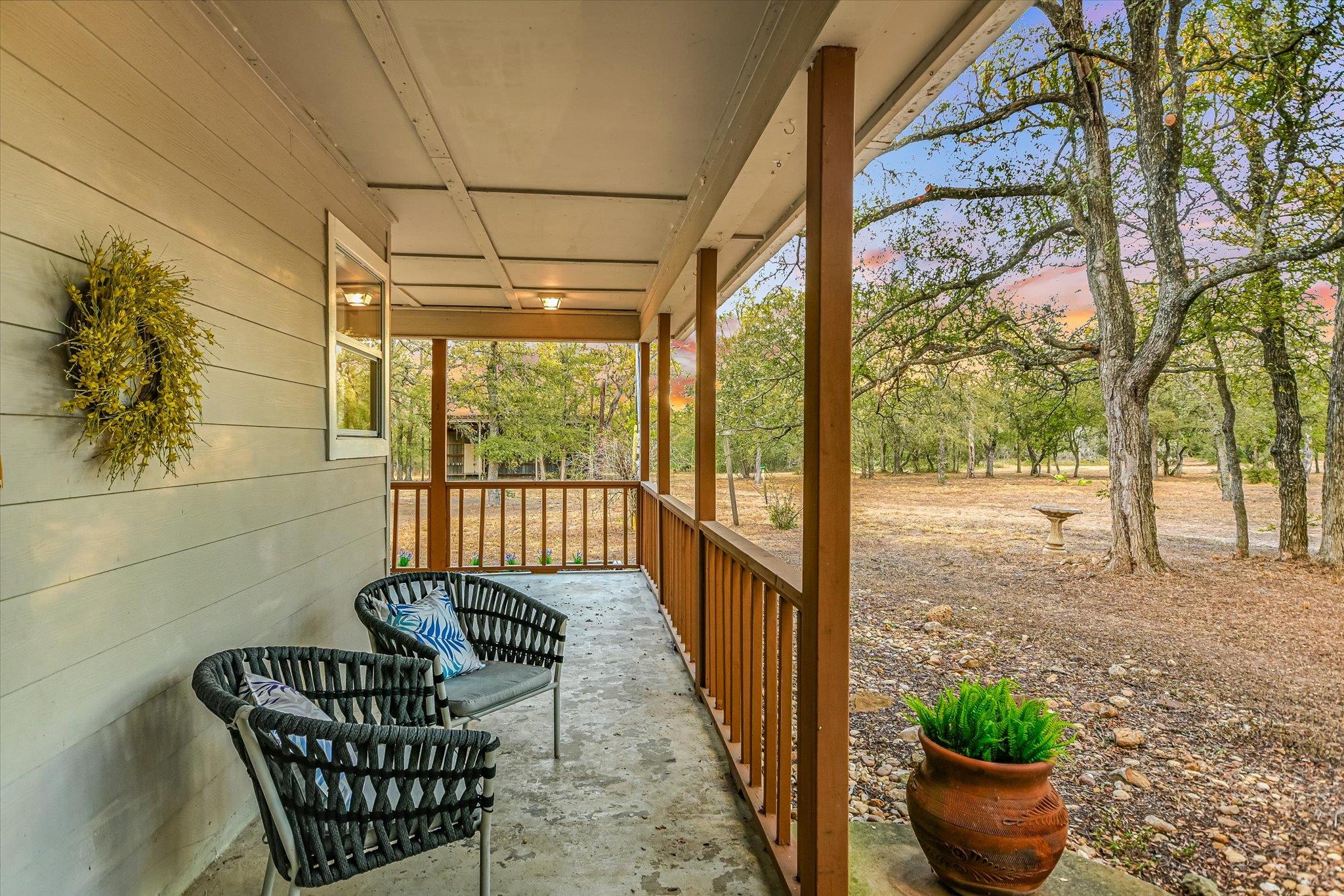 189 Shady Oaks LOOP