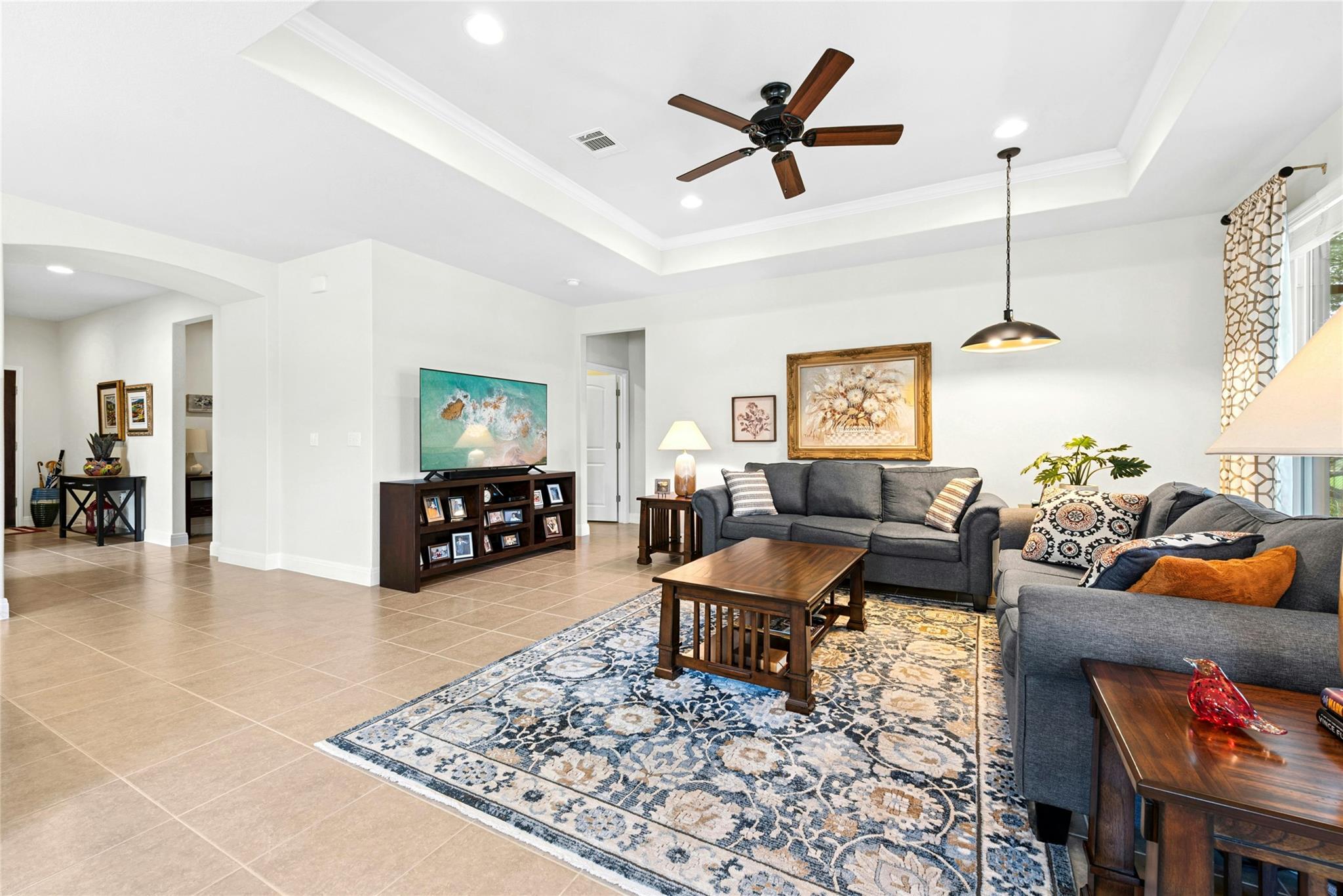 215 Bluestem DR