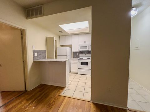 Photo of 806 W 24th ST #130, Austin, TX 78705 (MLS # 5905105)