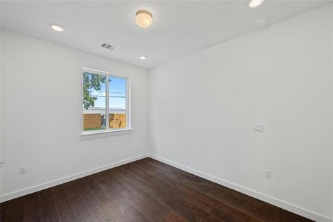 Tiny photo for 6821 Wolfcreek PASS #2, Austin, TX 78749 (MLS # 9104527)