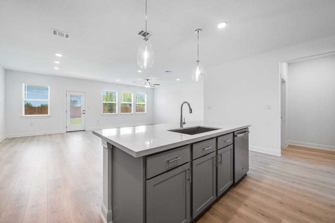 1505 Purple Martin DR